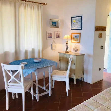 아파트 Bouganville Vista Mare 포르토 오티올루